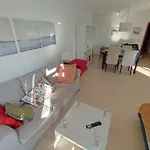 Appartement Nature View Mit Balkon, Indoor Pool, Kueche Tiefgarage Auf Anfrage