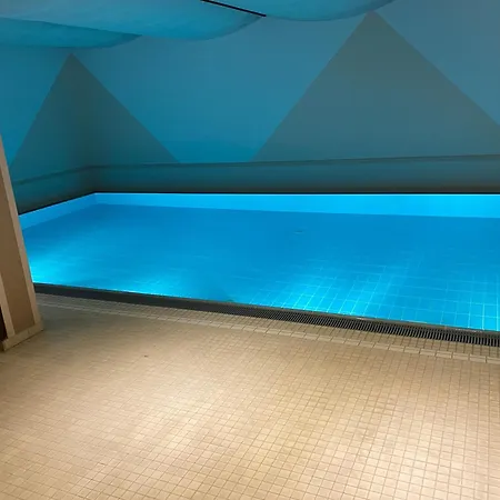 Apartmán Nature View Mit Balkon, Indoor Pool, Kueche Tiefgarage Auf Anfrage Wiesbaden