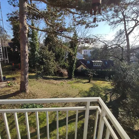 Workation Nature View Mit Balkon, Indoor Pool, Kueche Tiefgarage Auf Anfrage Apartment