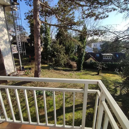 Workation Nature View Mit Balkon, Indoor Pool, Kueche Tiefgarage Auf Anfrage Apartment