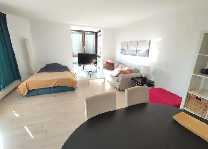 Nature View Mit Balkon, Indoor Pool, Kueche Tiefgarage Auf Anfrage Апартаменты *