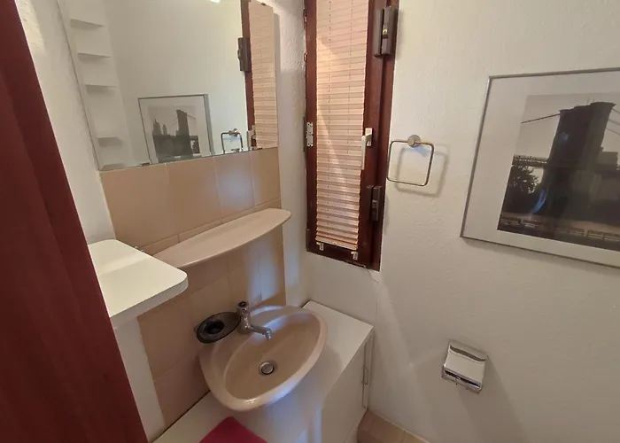 Nature View Mit Balkon, Indoor Pool, Kueche Tiefgarage Auf Anfrage Апартаменты