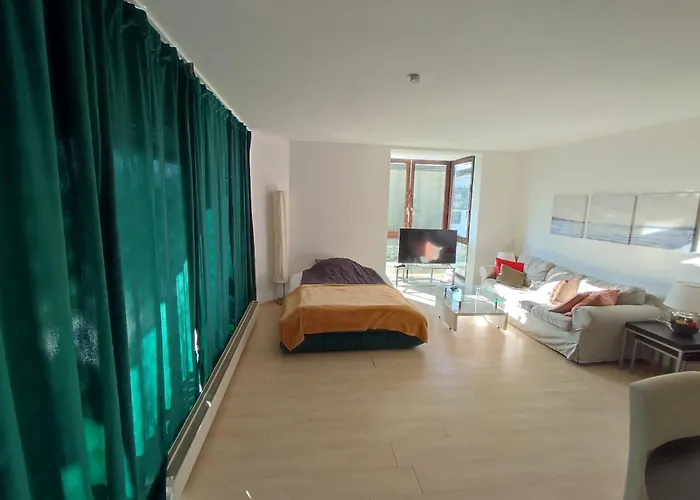 Nature View Mit Balkon, Indoor Pool, Kueche Tiefgarage Auf Anfrage * Висбаден