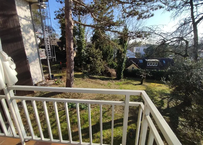 Nature View Mit Balkon, Indoor Pool, Kueche Tiefgarage Auf Anfrage Апартаменты